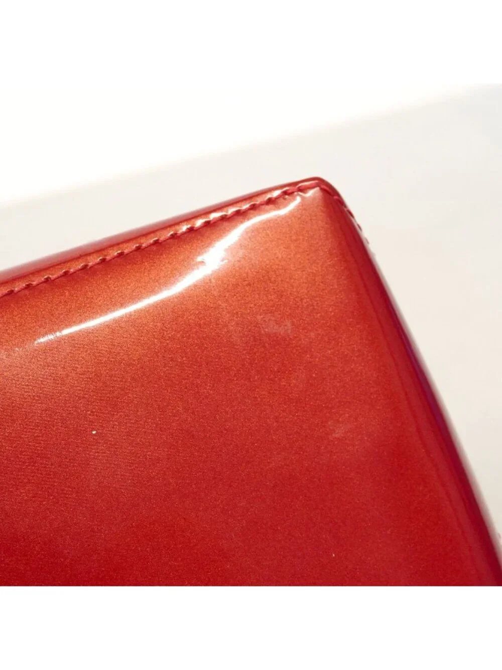 Louis Vuitton Tote Bag Vernis Wilshire PM Rouge Grenadine